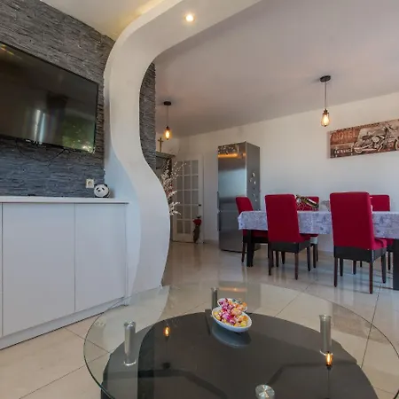 Vese Apartman Makarska